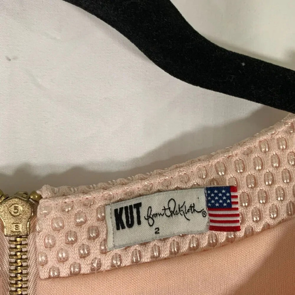 KUT from the Kloth Dress Women's 2 Light Pink Textured Vneck Fit + Flare - Picture 2 of 10